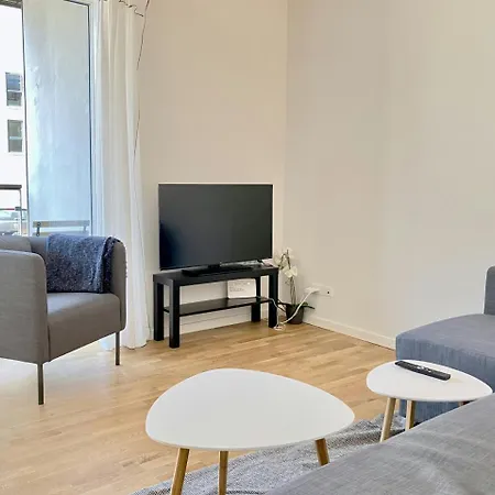 Convenient For 2 * Horsens
